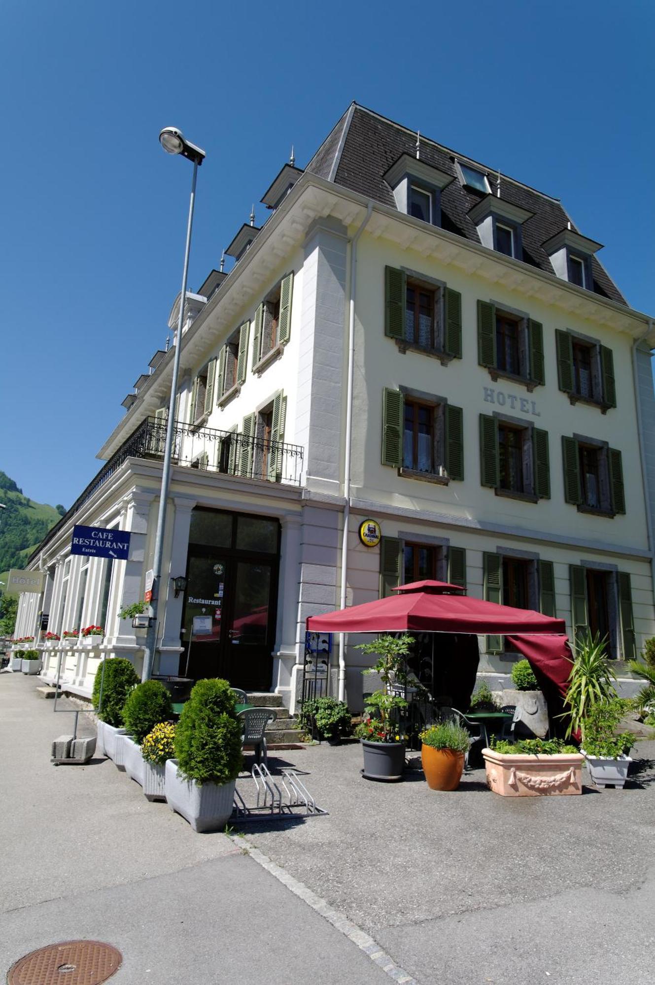 Maison D'Hotes De La Gare Montbovon エクステリア 写真