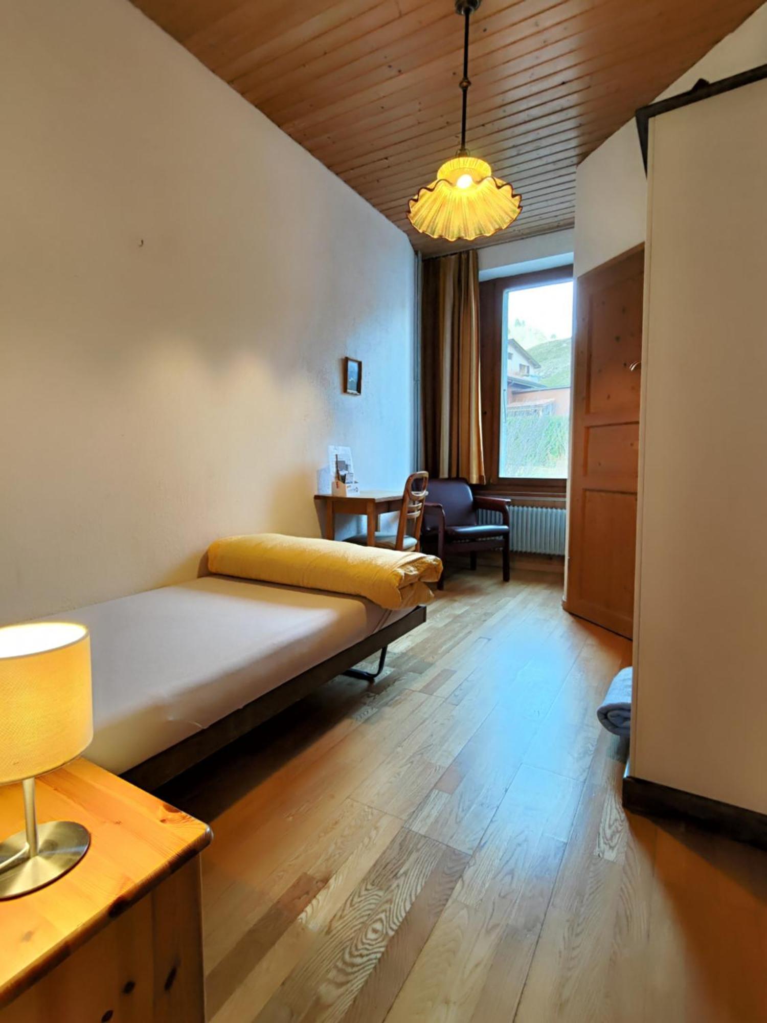 Maison D'Hotes De La Gare Montbovon エクステリア 写真